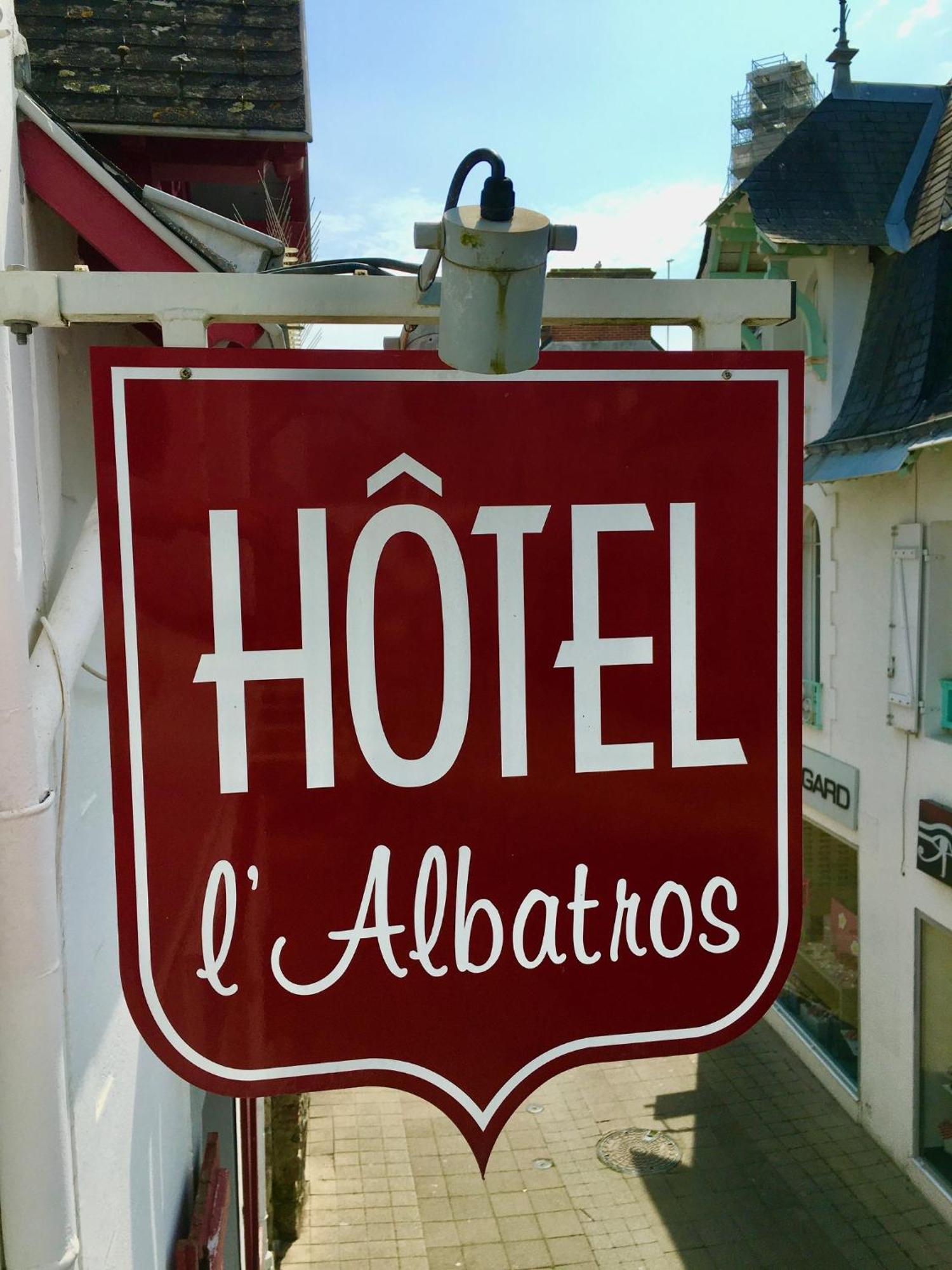 Hotel L'Albatros 프풀리귀앙 외부 사진